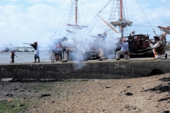dutch-firing-on-the-hard-2
